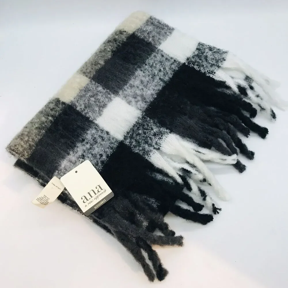 NWT a.n.a. A New Approach SOFT Plaid Scarf Black Gray White 80 inch plus Fringe